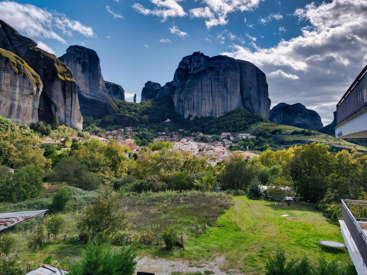 Spartacus House กาลัมปากา ภายนอก รูปภาพ