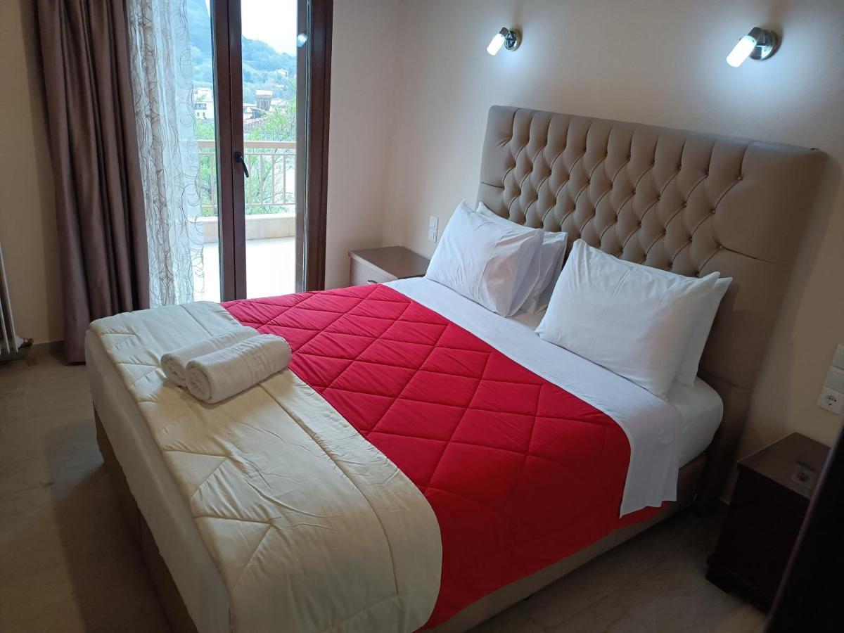 Spartacus House กาลัมปากา ภายนอก รูปภาพ