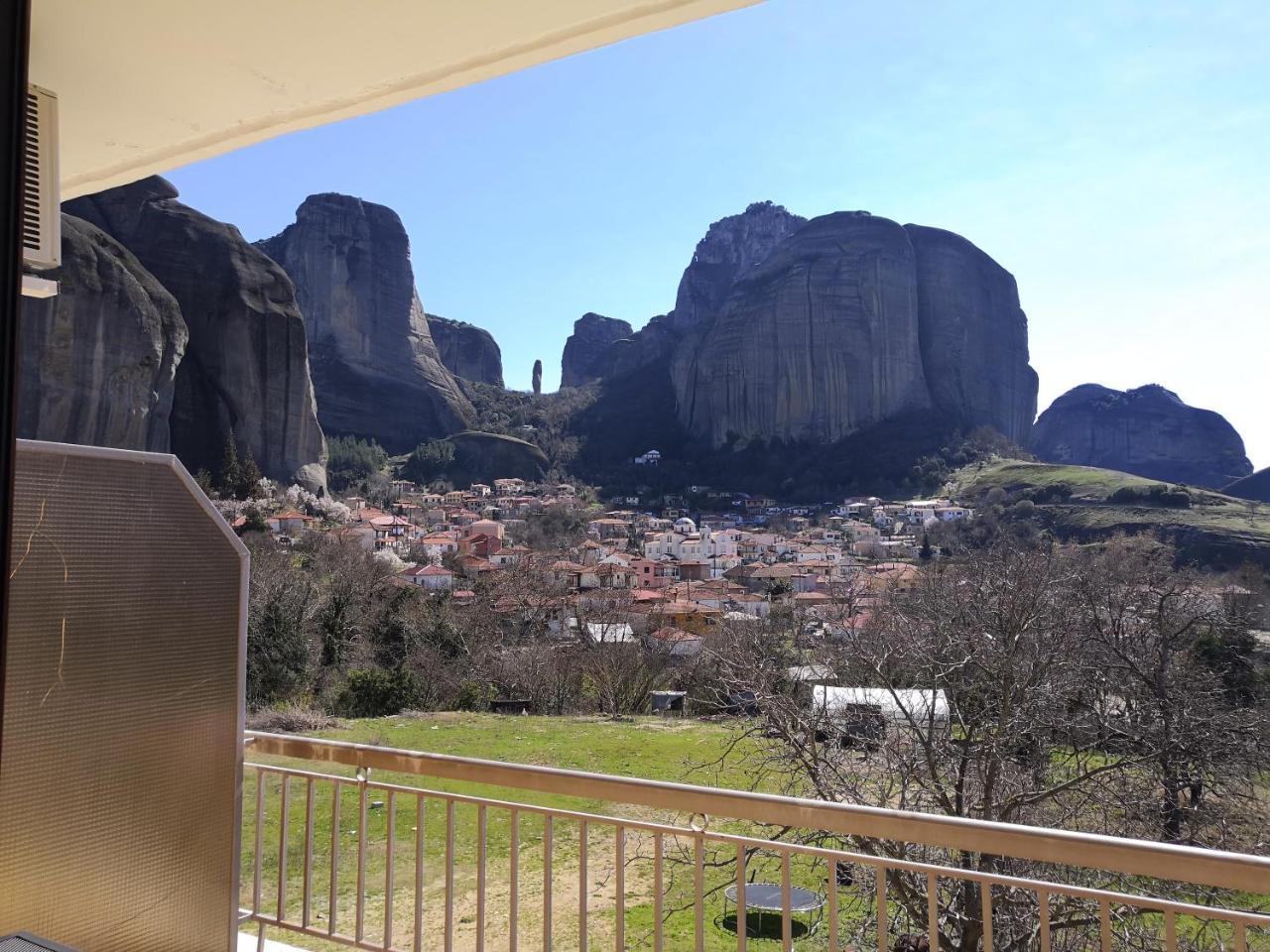 Spartacus House กาลัมปากา ภายนอก รูปภาพ
